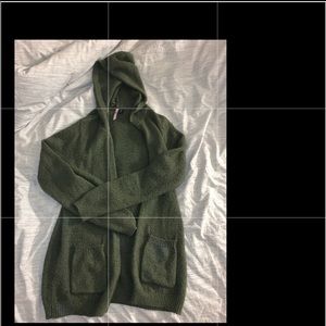 SUPER COMFORTABLE SWEATER